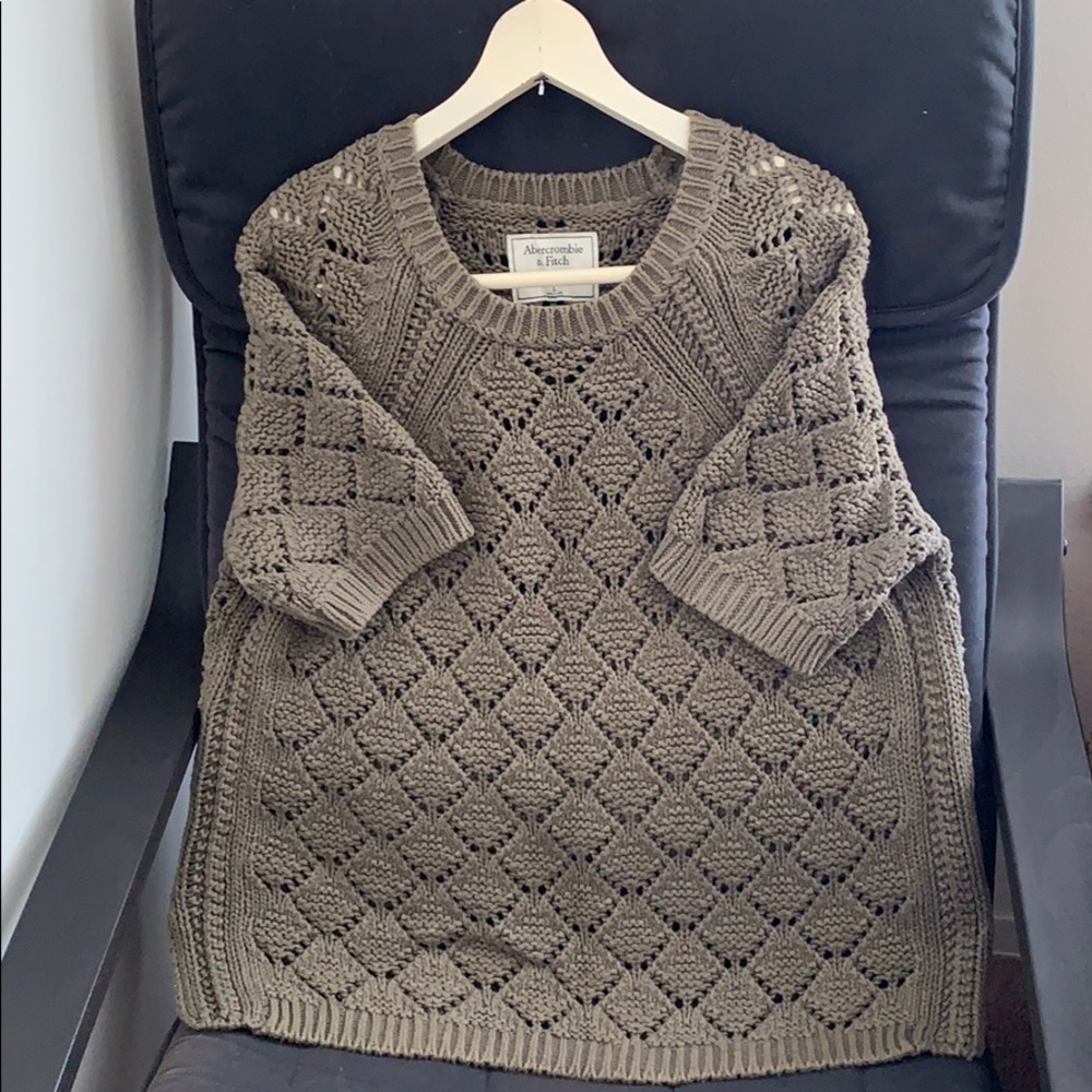 Abercrombie short sleeve sweater